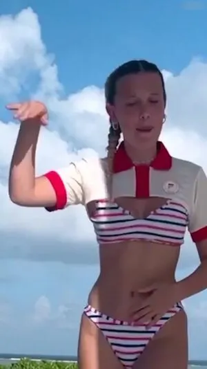 Millie Bobby Brown OnlyFans Leaked Free Thumbnail Picture - #ArrSmj0F4N