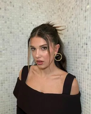 Millie Bobby Brown OnlyFans Leaked Free Thumbnail Picture - #Bz4046WJMm