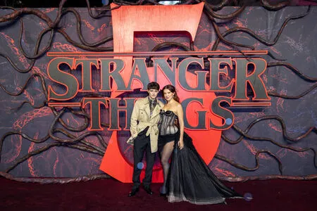 Millie Bobby Brown OnlyFans Leaked Free Thumbnail Picture - #EBrfVFQPXr