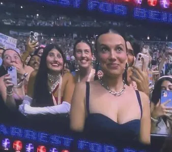 Millie Bobby Brown OnlyFans Leaked Free Thumbnail Picture - #FRrRBadmXC