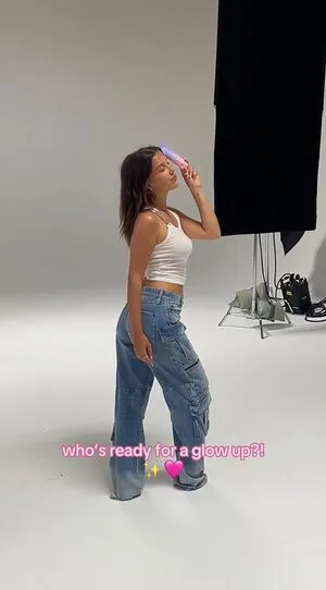Millie Bobby Brown OnlyFans Leaked Free Thumbnail Picture - #FlYFVWdjCK