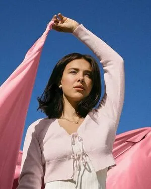 Millie Bobby Brown OnlyFans Leaked Free Thumbnail Picture - #Gz6ZmIhdL0