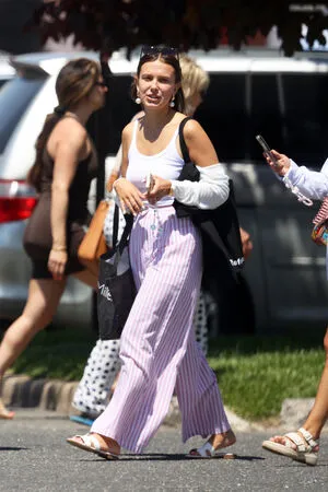 Millie Bobby Brown OnlyFans Leaked Free Thumbnail Picture - #H7THI5ni5u