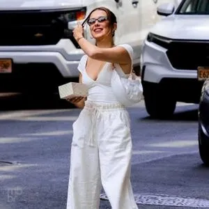 Millie Bobby Brown OnlyFans Leaked Free Thumbnail Picture - #HFlMWjZgpM