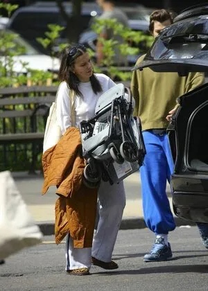 Millie Bobby Brown OnlyFans Leaked Free Thumbnail Picture - #IexKt6Eboy