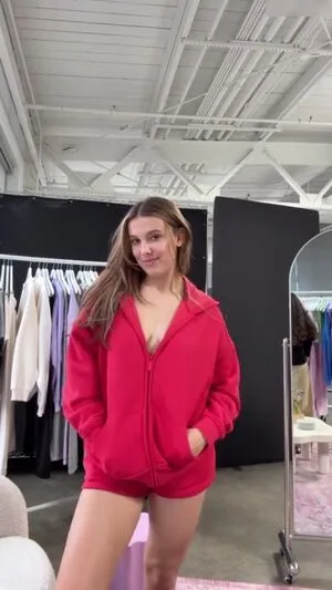 Millie Bobby Brown OnlyFans Leaked Free Thumbnail Picture - #Kvl25ap6vE