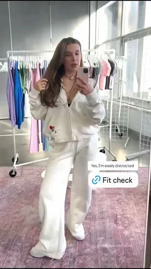Millie Bobby Brown OnlyFans Leaked Free Thumbnail Picture - #L2MLfa6XI1