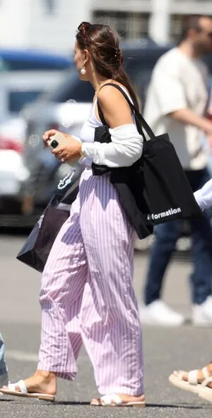 Millie Bobby Brown OnlyFans Leaked Free Thumbnail Picture - #MT8AOFu9Hw