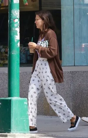 Millie Bobby Brown OnlyFans Leaked Free Thumbnail Picture - #MTLS9aUe8O