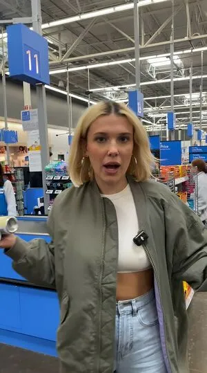 Millie Bobby Brown OnlyFans Leaked Free Thumbnail Picture - #Msw9jtd02i