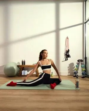 Millie Bobby Brown OnlyFans Leaked Free Thumbnail Picture - #NW9dRe6jpk