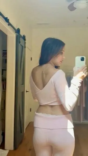Millie Bobby Brown OnlyFans Leaked Free Thumbnail Picture - #Okeqj97ajx