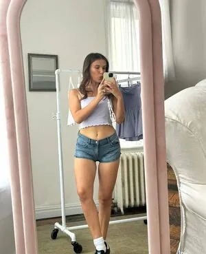 Millie Bobby Brown OnlyFans Leaked Free Thumbnail Picture - #Q6cxx2iAiB