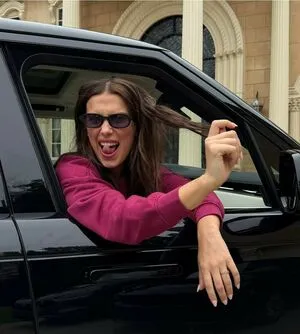 Millie Bobby Brown OnlyFans Leaked Free Thumbnail Picture - #Up1vbovRZ8