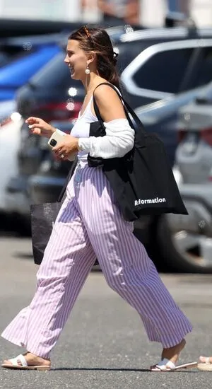 Millie Bobby Brown OnlyFans Leaked Free Thumbnail Picture - #VKSTCVsTmS
