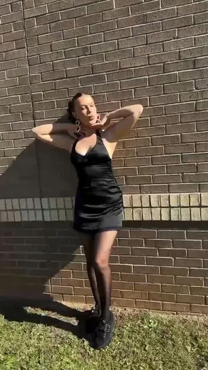 Millie Bobby Brown OnlyFans Leaked Free Thumbnail Picture - #WDZQV6vFON