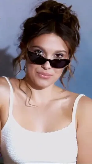 Millie Bobby Brown OnlyFans Leaked Free Thumbnail Picture - #X3umIclboS