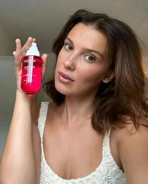 Millie Bobby Brown OnlyFans Leaked Free Thumbnail Picture - #Xm0UbZc6U5