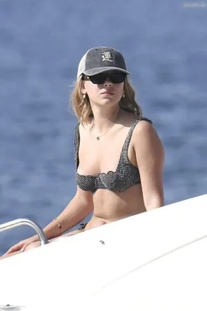 Millie Bobby Brown OnlyFans Leaked Free Thumbnail Picture - #YqDXdOx9fM