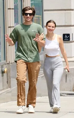 Millie Bobby Brown OnlyFans Leaked Free Thumbnail Picture - #bkrj1V6ycn