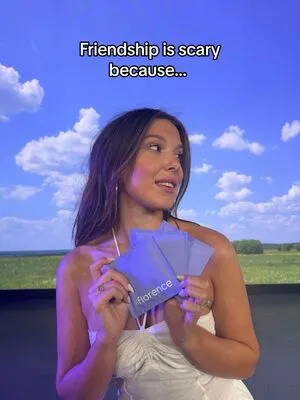 Millie Bobby Brown OnlyFans Leaked Free Thumbnail Picture - #cWPE716REE