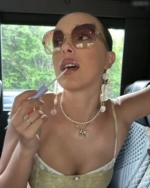 Millie Bobby Brown OnlyFans Leaked Free Thumbnail Picture - #cbOnLSNboW