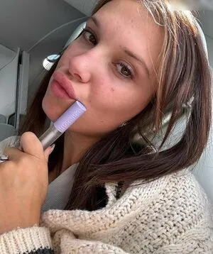 Millie Bobby Brown OnlyFans Leaked Free Thumbnail Picture - #dNJE7NEAn2