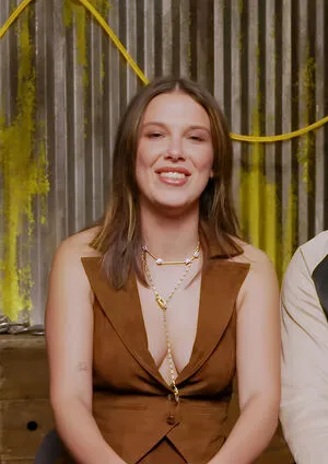 Millie Bobby Brown OnlyFans Leaked Free Thumbnail Picture - #g44Czoc20S