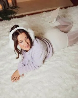 Millie Bobby Brown OnlyFans Leaked Free Thumbnail Picture - #jePDaUCPHv