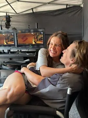 Millie Bobby Brown OnlyFans Leaked Free Thumbnail Picture - #krpl51S0qr