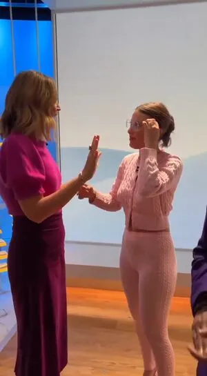 Millie Bobby Brown OnlyFans Leaked Free Thumbnail Picture - #l3EVbjTRFd