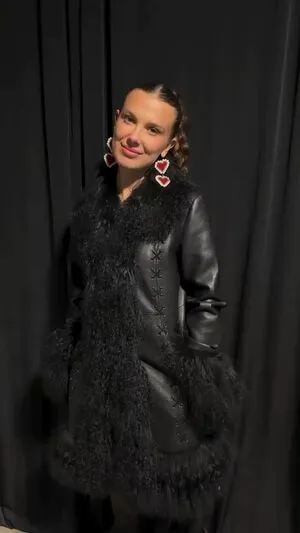 Millie Bobby Brown OnlyFans Leaked Free Thumbnail Picture - #mNWvdIZ8de