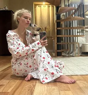 Millie Bobby Brown OnlyFans Leaked Free Thumbnail Picture - #meVmgaSAFB