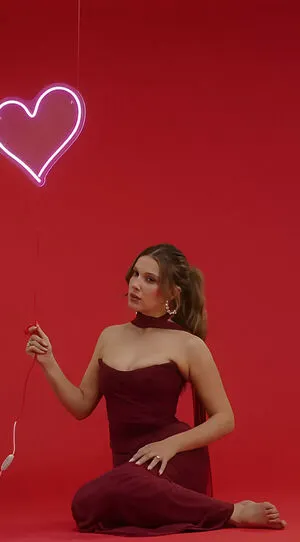 Millie Bobby Brown OnlyFans Leaked Free Thumbnail Picture - #oCD2wahbdr