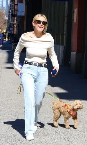 Millie Bobby Brown OnlyFans Leaked Free Thumbnail Picture - #ooMLzkN3Or