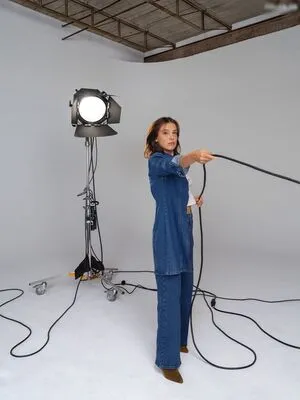 Millie Bobby Brown OnlyFans Leaked Free Thumbnail Picture - #q3OvC99fW0
