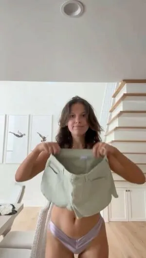 Millie Bobby Brown OnlyFans Leaked Free Thumbnail Picture - #tH6mhVsuJl