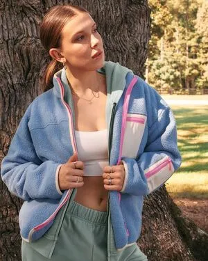 Millie Bobby Brown OnlyFans Leaked Free Thumbnail Picture - #tIL5iTh34l