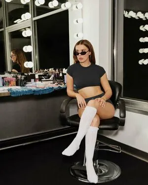Millie Bobby Brown OnlyFans Leaked Free Thumbnail Picture - #uRZhLX96AN