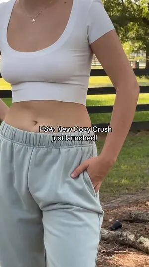 Millie Bobby Brown OnlyFans Leaked Free Thumbnail Picture - #ugmruP2tAV