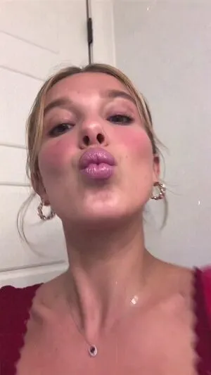 Millie Bobby Brown OnlyFans Leaked Free Thumbnail Picture - #upAsq3b4Uz