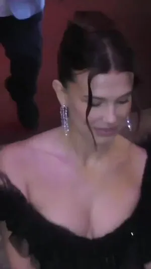 Millie Bobby Brown OnlyFans Leaked Free Thumbnail Picture - #vBYajXWG9M