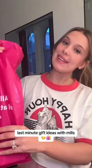 Millie Bobby Brown OnlyFans Leaked Free Thumbnail Picture - #vlwn2DqyJ2