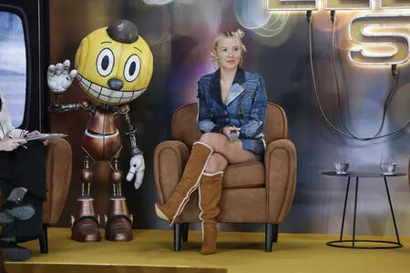 Millie Bobby Brown OnlyFans Leaked Free Thumbnail Picture - #vr6FedAQc9