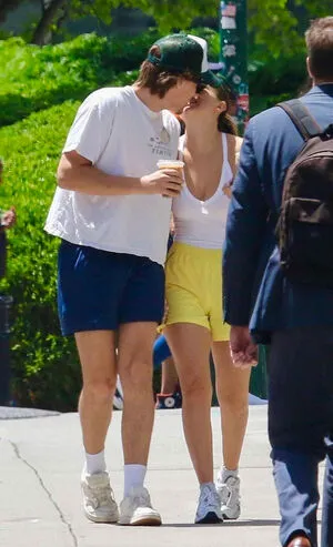 Millie Bobby Brown OnlyFans Leaked Free Thumbnail Picture - #w9fgopOuVF
