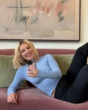 Millie Bobby Brown OnlyFans Leaked Free Thumbnail Picture - #wIvhLsHeAA