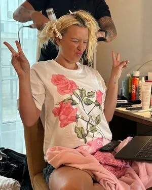 Millie Bobby Brown OnlyFans Leaked Free Thumbnail Picture - #wtuJIcRB2Y