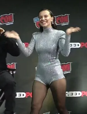 Millie Bobby Brown OnlyFans Leaked Free Thumbnail Picture - #yfkldWmh8w