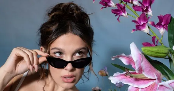 Millie Bobby Brown OnlyFans Leaked Free Thumbnail Picture - #ypq8MpyzVL