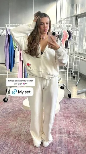 Millie Bobby Brown OnlyFans Leaked Free Thumbnail Picture - #ysx87gyHgQ
